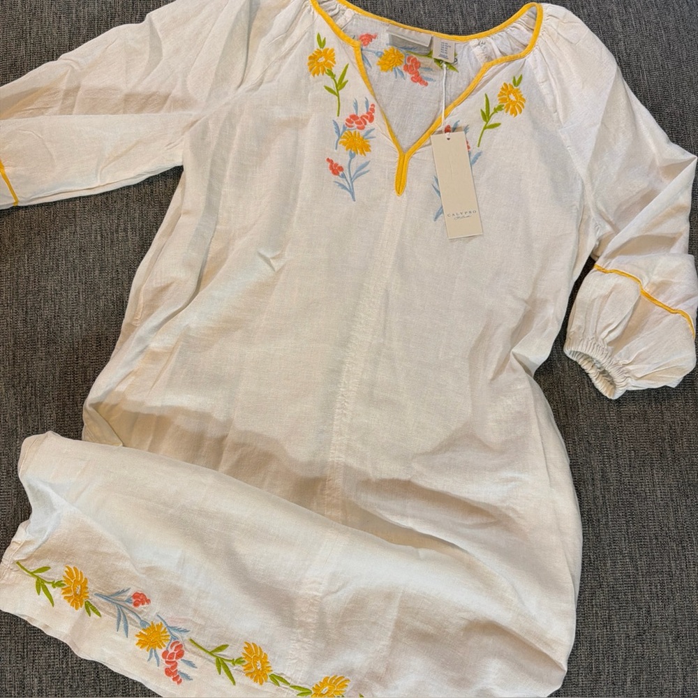 NWT Calypso St. Barth White Linen Blend Flower Embroidery Sz XS